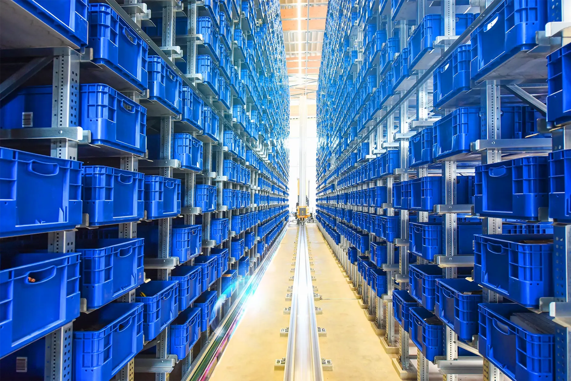 Als Vollanbieter für Anlagen in der Intralogistik zeigt VAHLE ein breites Kompetenzspektrum