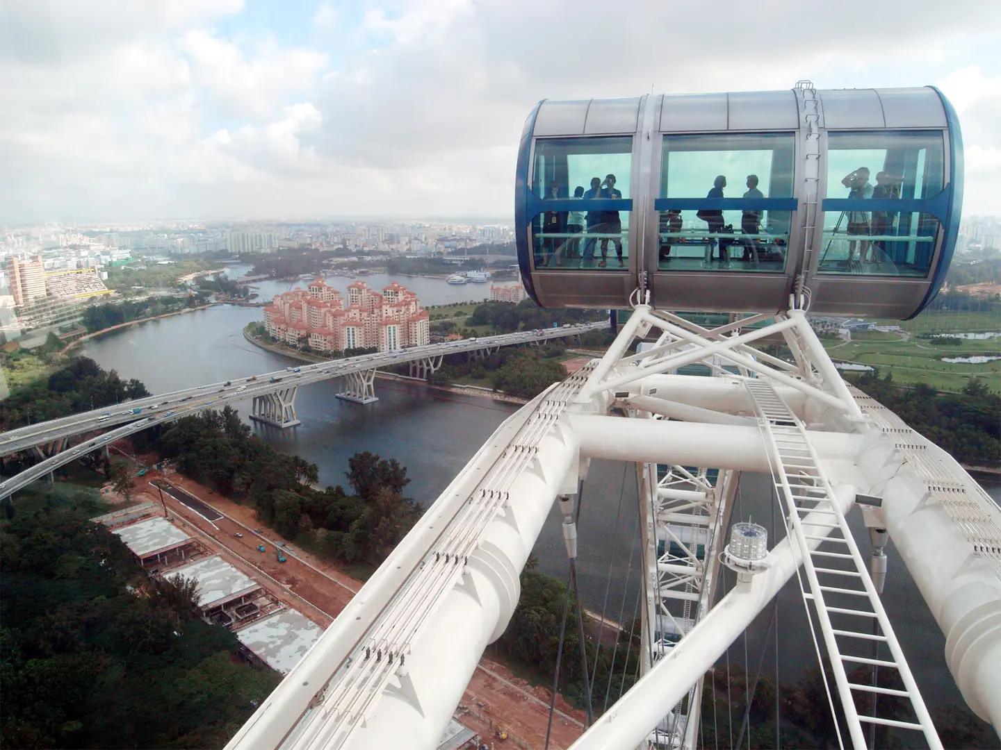 VAHLE Ferris Wheel Singapore Flyer VAHLE Ferris Wheel Singapore Flyer
