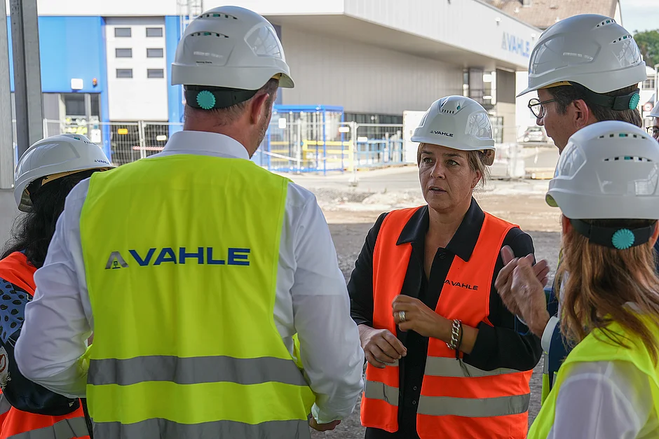La ministra Neubaur visita VAHLE