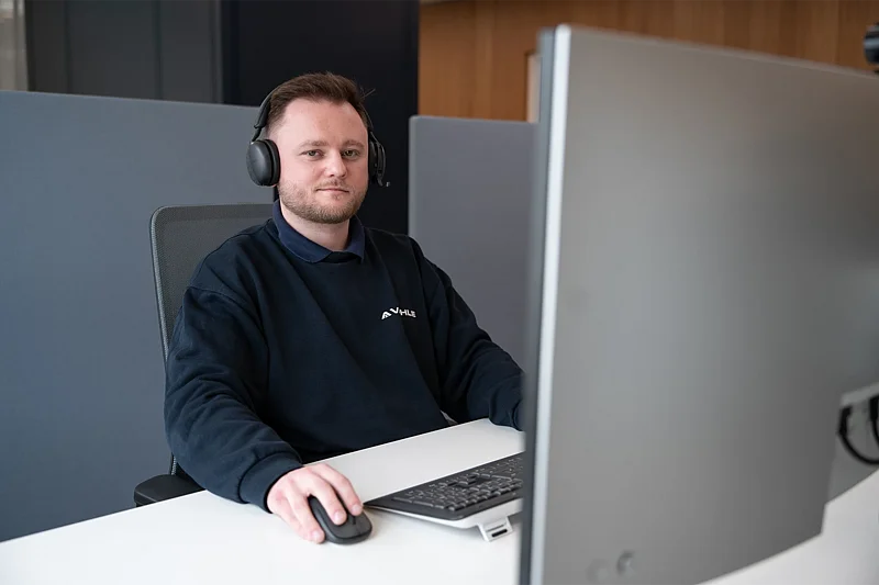 VAHLE internship and theses