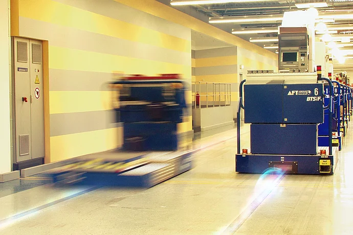 VAHLE präsentiert auf der LogiMAT 2026 Fahrerlose Transportsysteme