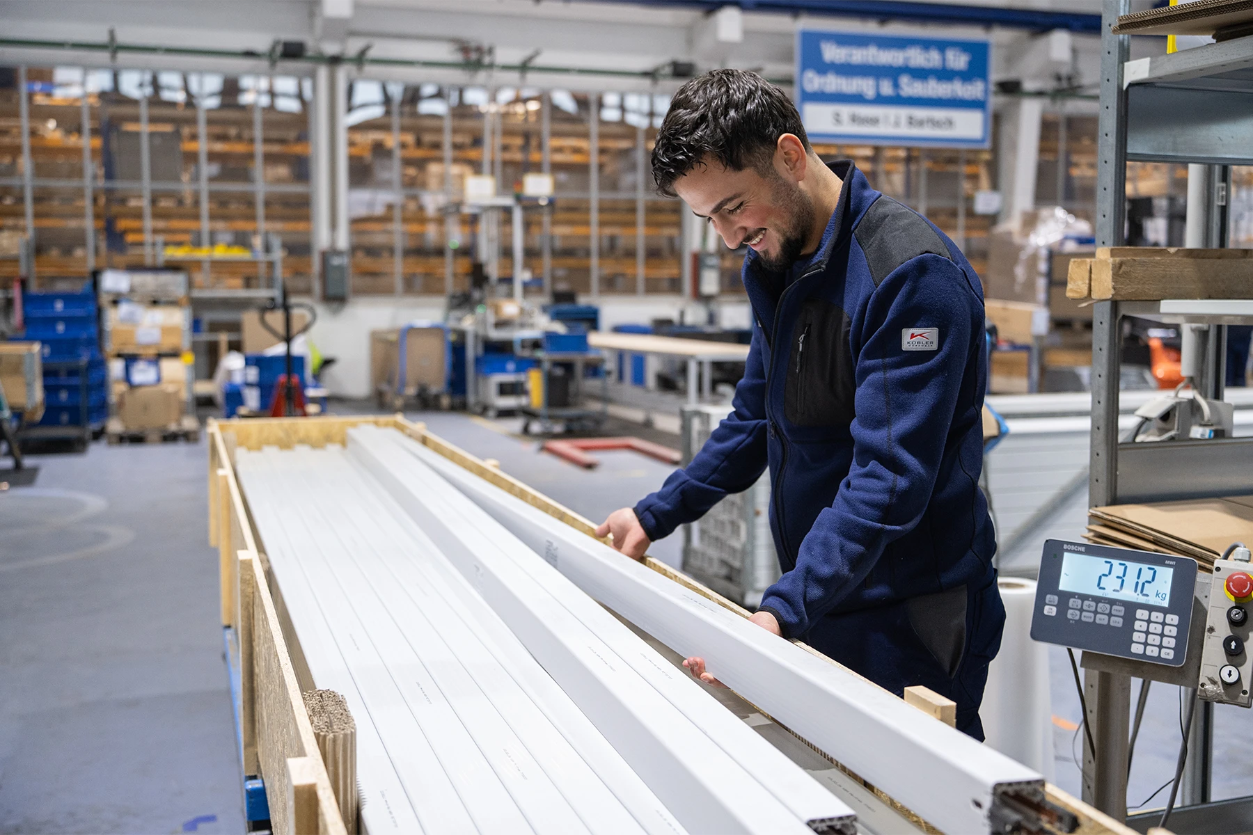 VAHLE apprentice warehouse logistics specialist